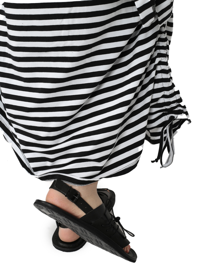 Pluslavie (Plü) - Pen Skirt 3 - Black-white Stripe - 3032