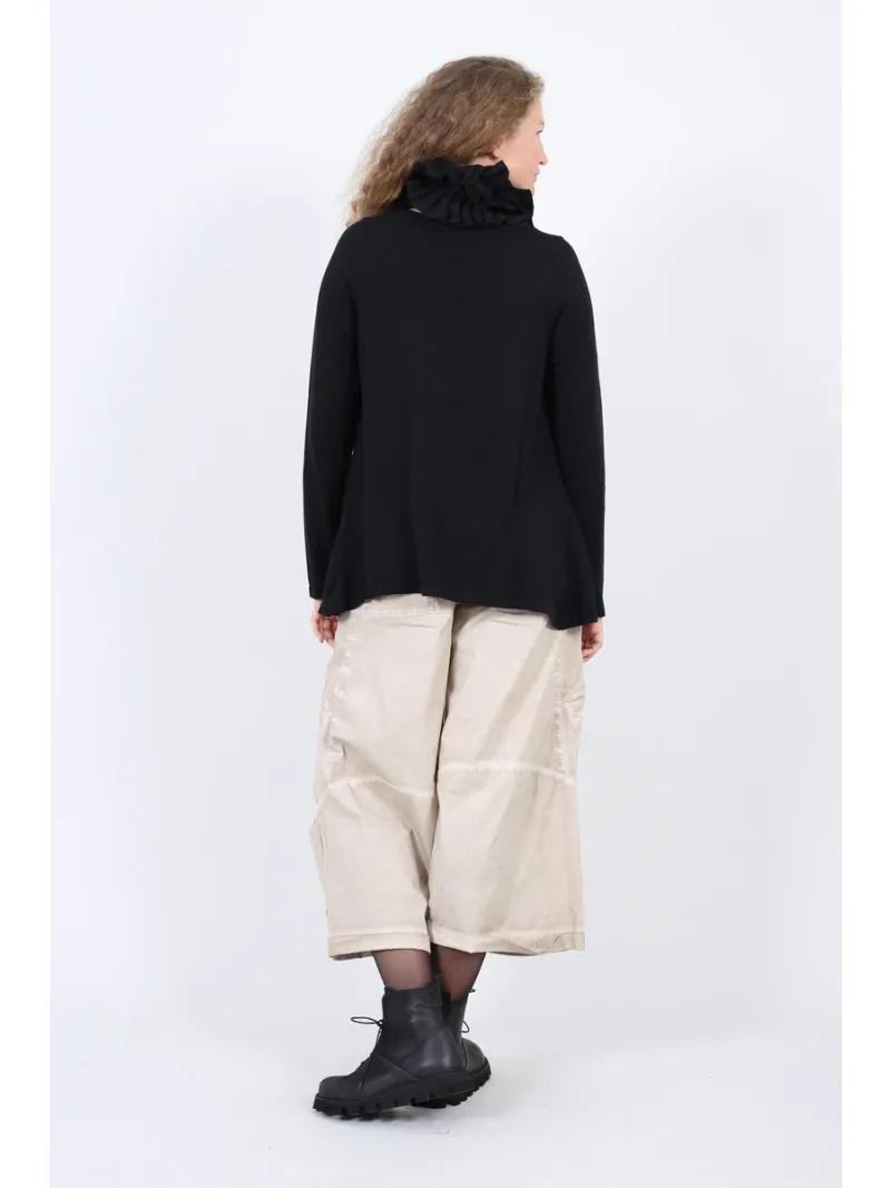 Pluslavie (Plü) - Cropped Cargo Pants with Panels - 10037