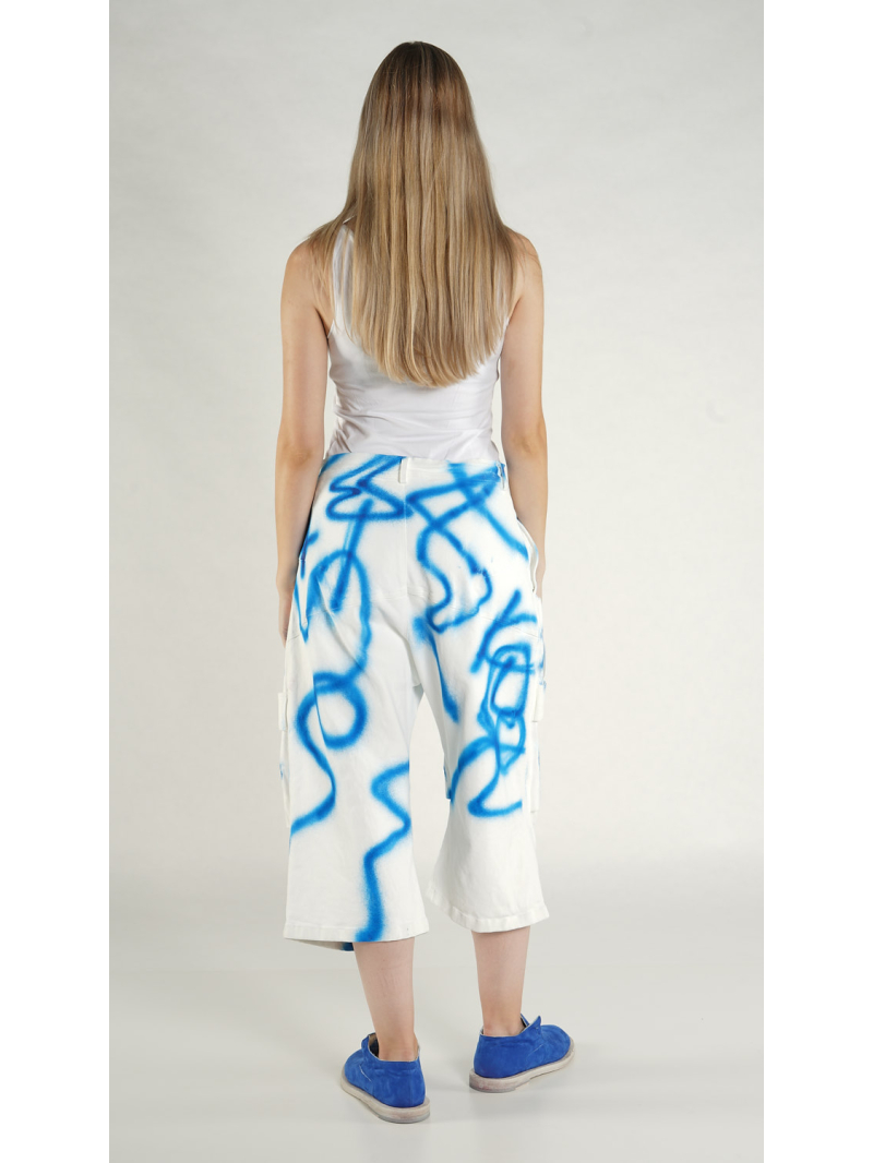 Rundholz - Lockere Denim Hose mit Graffiti Handpaint - 1261040121