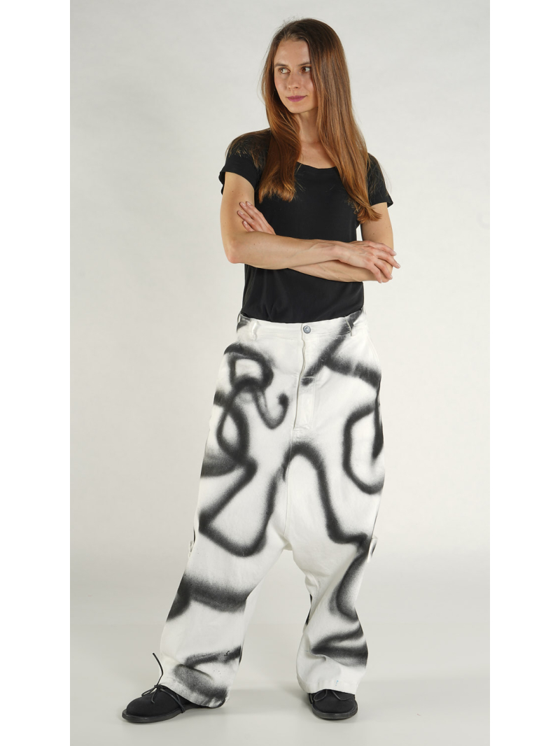 Rundholz - Weite Denim Hose mit Graffiti Handpaint - 1261040123