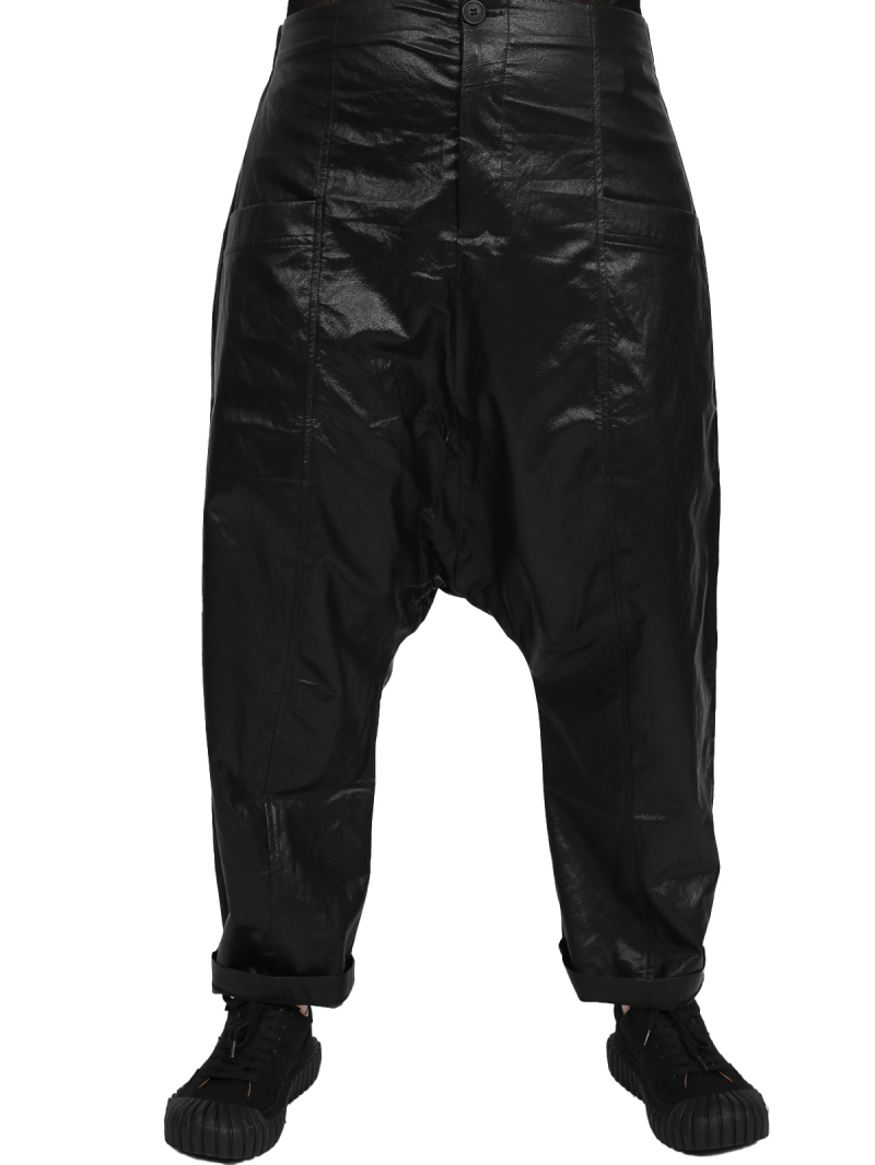 Pal Offner - Hose - Laid-Back Trousers_Coated Viscose - Black - 2501-132201-470002