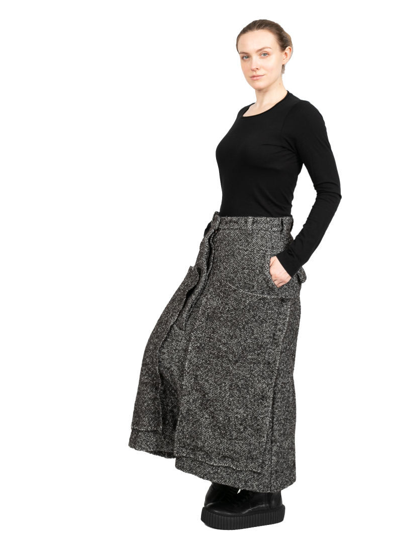 Rundholz - Weite Hose 7/8 Länge mit tiefem Schritt Wollstoff Black Melange - 2241250102