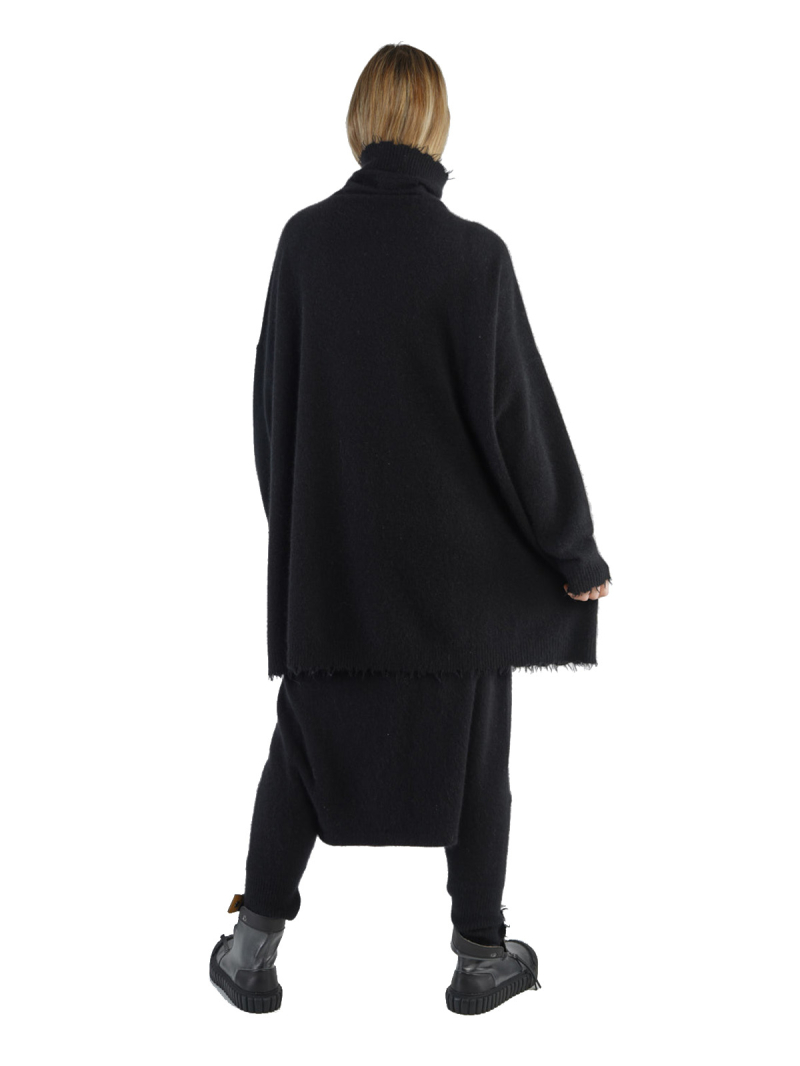 Rundholz DIP - Knitted tunic with turtleneck and fringed edges Merino wool Black - 2242330709