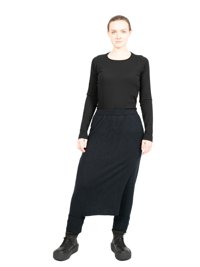 Rundholz - Merino knit pants with skirt Element Black - 2241447604