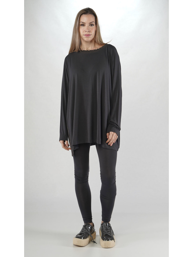 Rundholz - Flared round-neck T-shirt with striped appliqué - 2251700504