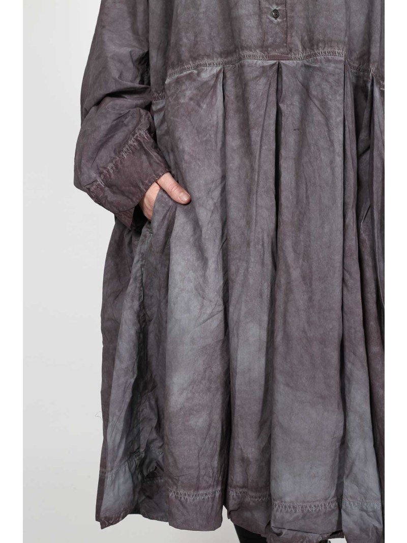 Rundholz DIP - Oversize Baumwollkleid mit Kellerfalten und Hemdkragen - 2252530903