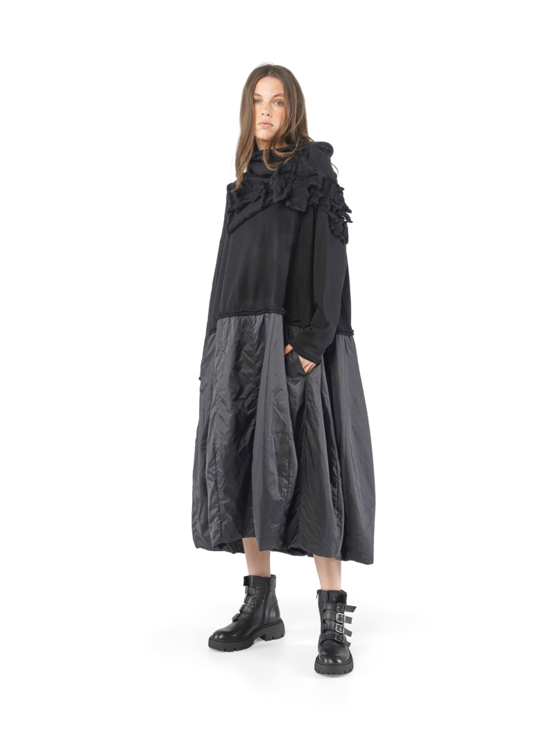 Rundholz Black Label - Wollschärpe mit plastischen Blumenapplikationen - 2253893212