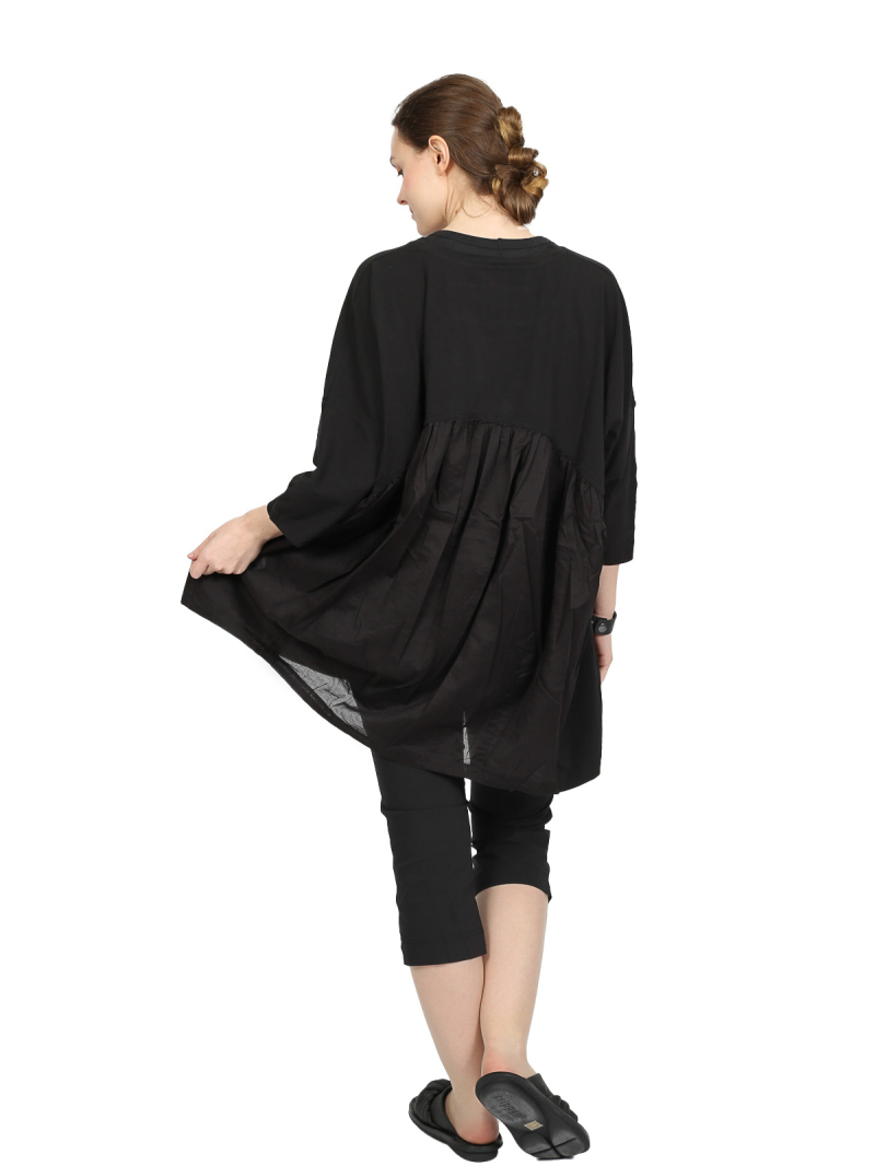 Rundholz Black Label - T-Shirt with 3/4 sleeves and ruffles at the back - black - 1253470503