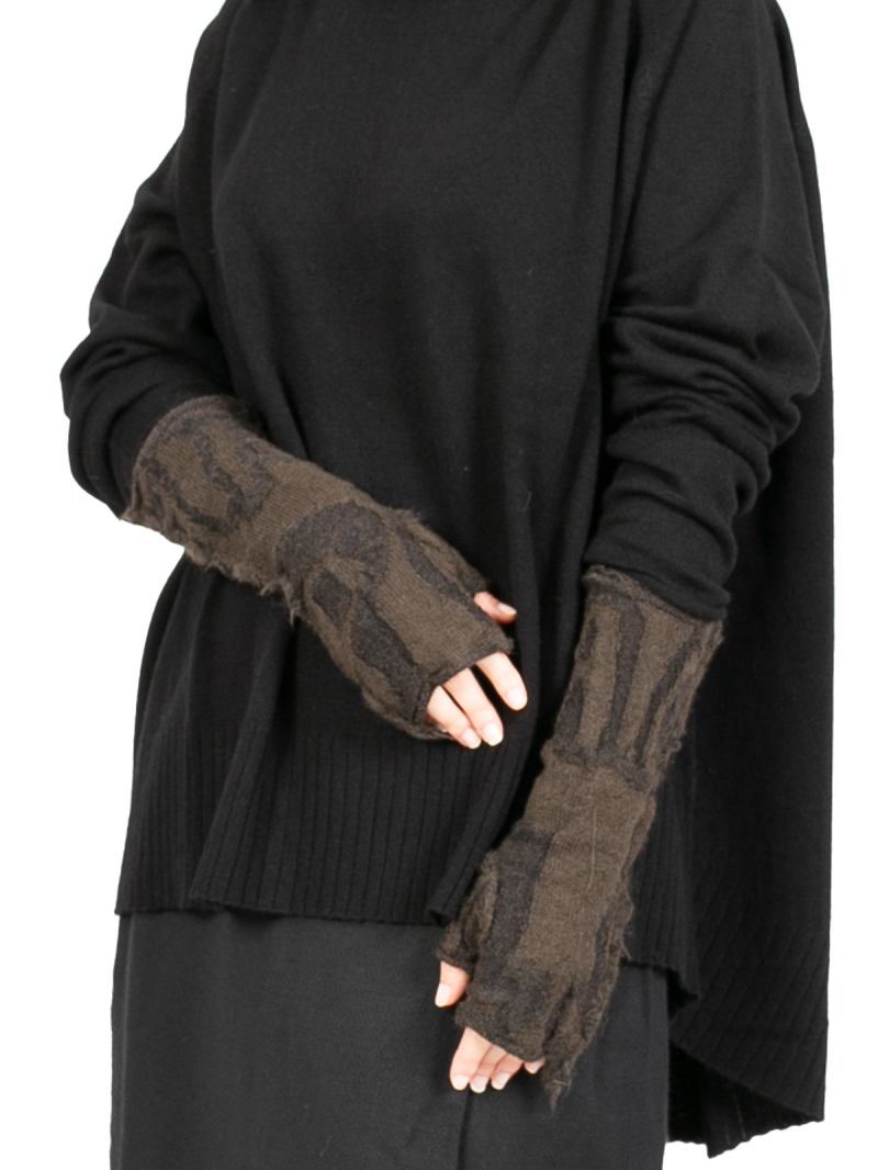Rundholz Black Label - Arm warmers with thumb jacquard boiled wool jungle - 2243893114