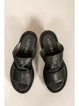 Lofina shoebox - Schwarze chunky plateau-sandalen - 9661