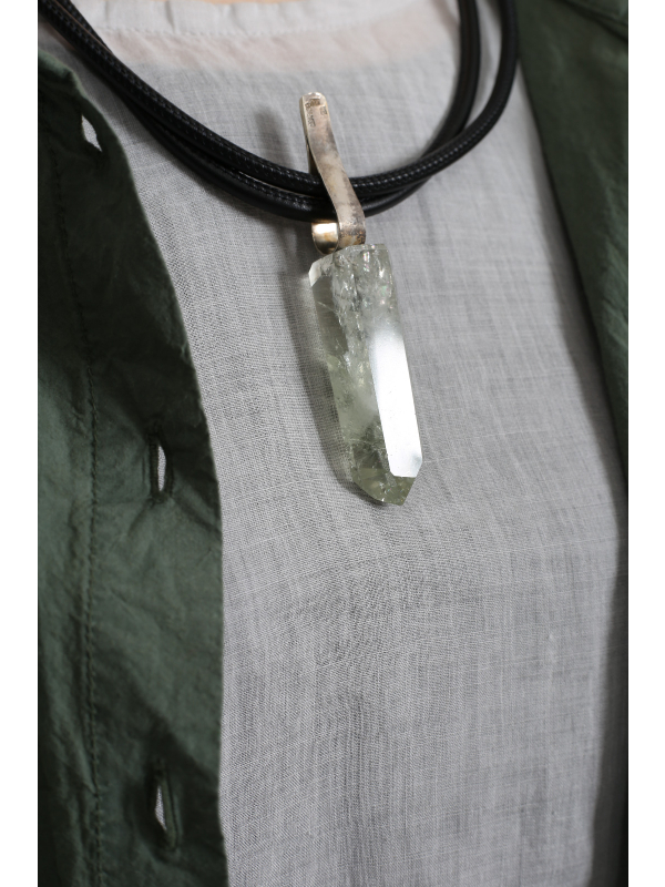 Darkgem - Pendentif en prasiolite avec pendentif en argent sur double bracelet en cuir II - HAPPYMAKER - Green - 10-8188-1-ii