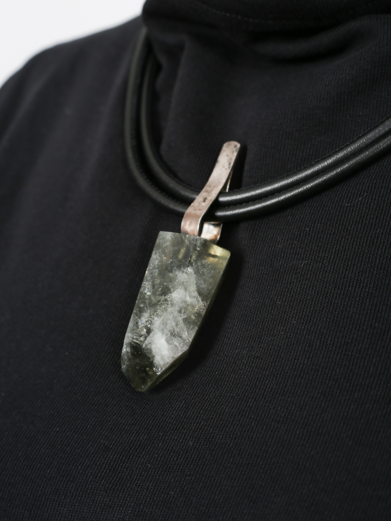 Darkgem - Prasiolite pendant with silver link on double leather strap I - HAPPYMAKER - Green - 10-8188-1-i