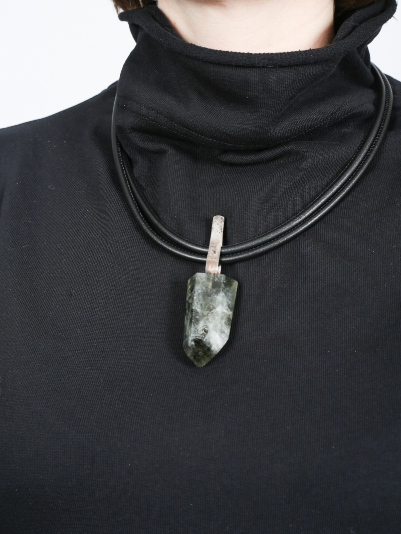 Darkgem - Prasiolite pendant with silver link on double leather strap I - HAPPYMAKER - Green - 10-8188-1-i