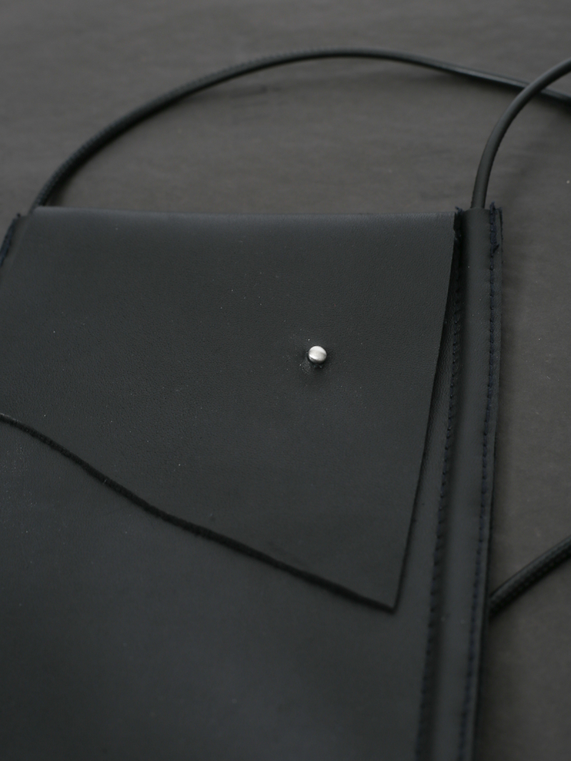 Darkgem - Leather bag with leather strap - Black - A-1245-5