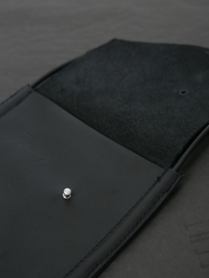 Darkgem - Leather bag with leather strap - Black - A-1245-5