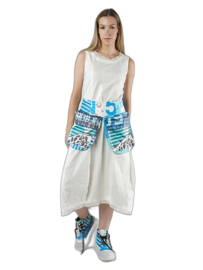 Rundholz Black Label - Tyvek apron with bellows pockets - 1253423202