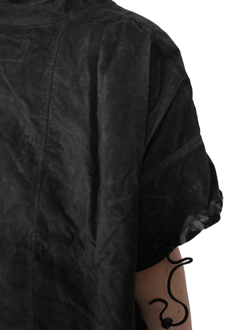 Rundholz DIP - ausgestelltes Samt-T-Shirt - Coal Cloud - 2242160601