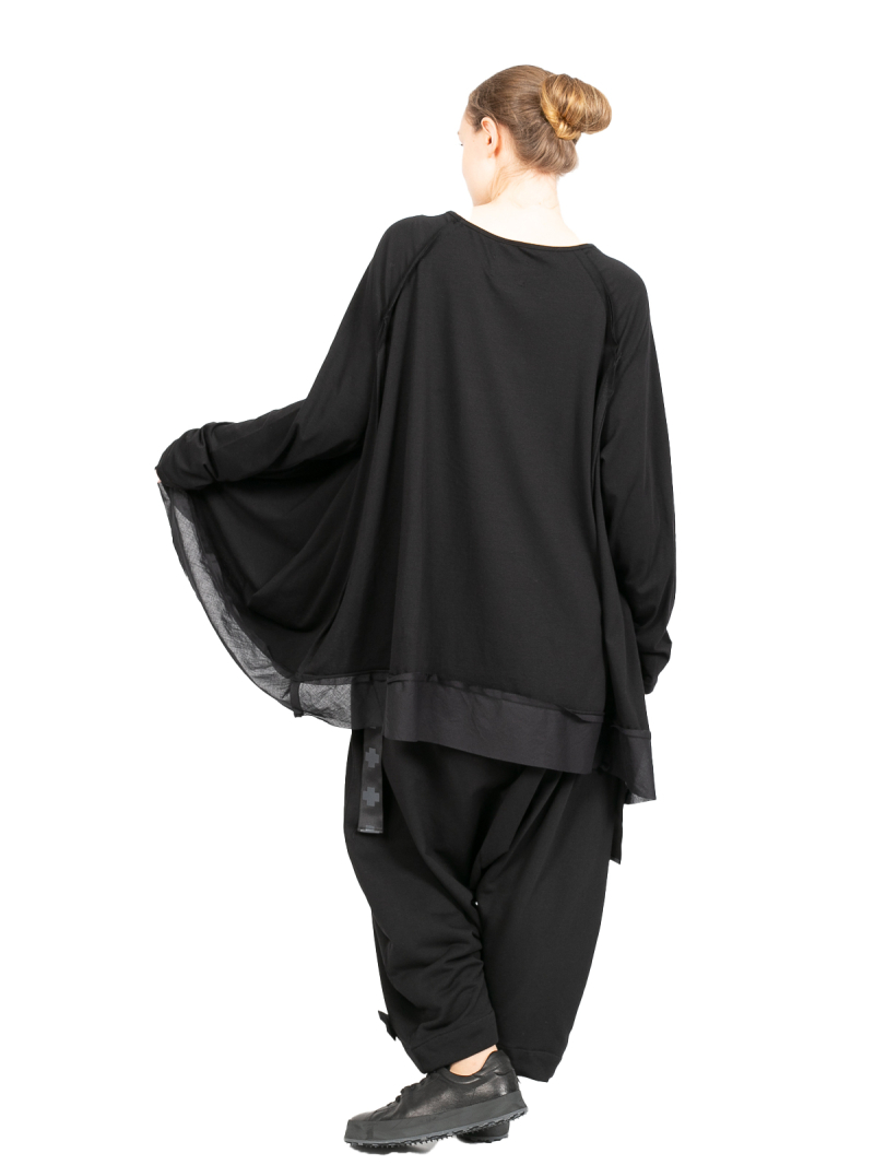 Pluslavie (Plü) - weiter Pullover mit Tüllsaum - The Square Black