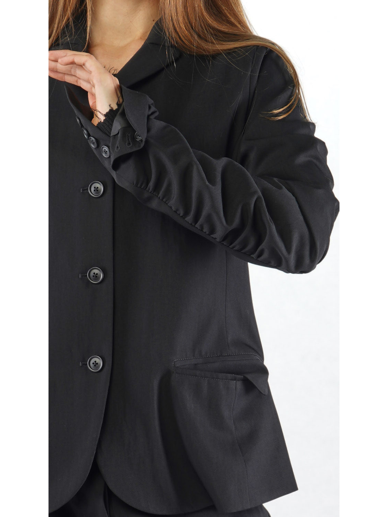 Bois rond - Veste étroite en laine avec manches frisées - 2251251108