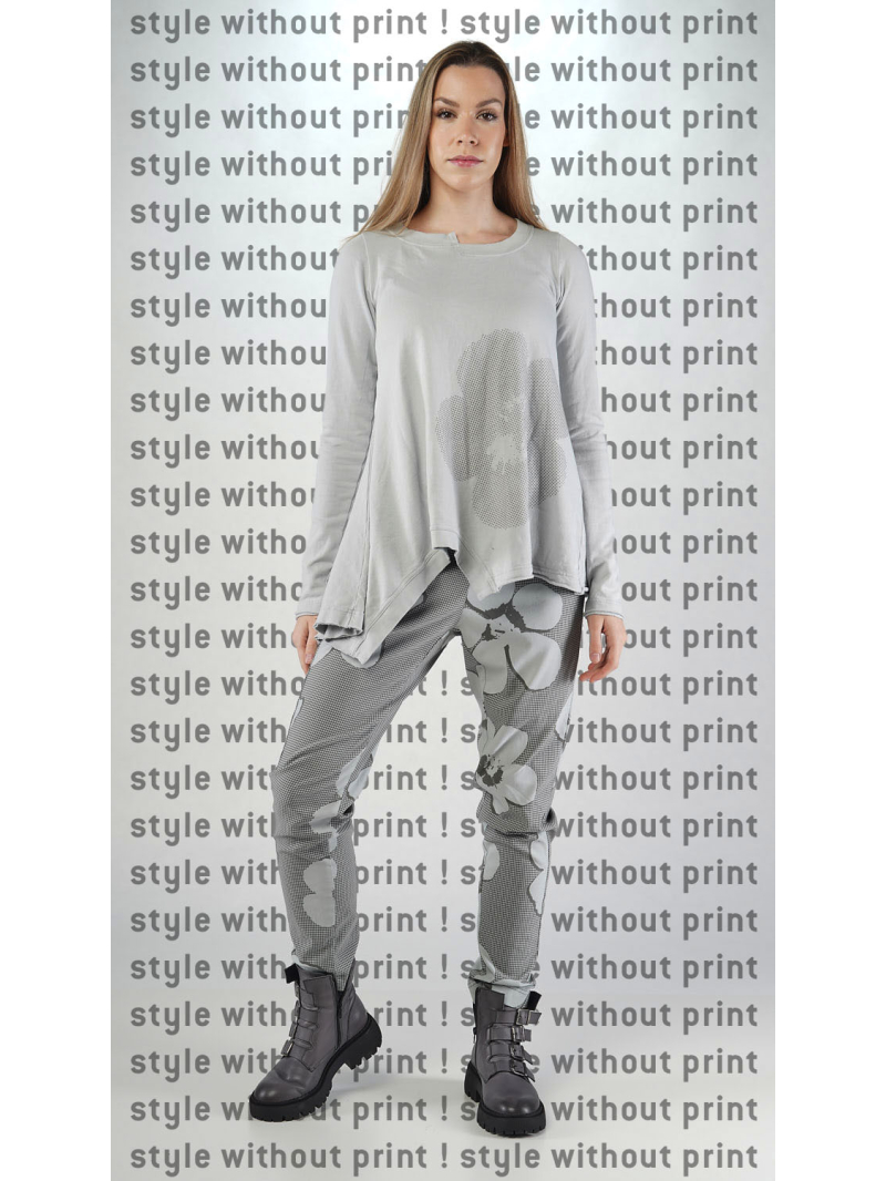 Rundholz Black Label - Black Label Ausgestelltes Baumwoll-T-Shirt mit Asymmetrie - 2253290526