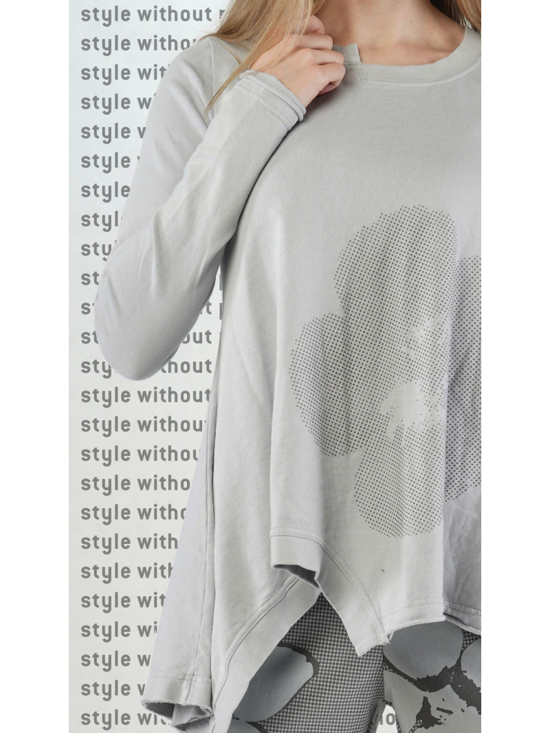 Rundholz Black Label - Black Label Ausgestelltes Baumwoll-T-Shirt mit Asymmetrie - 2253290526