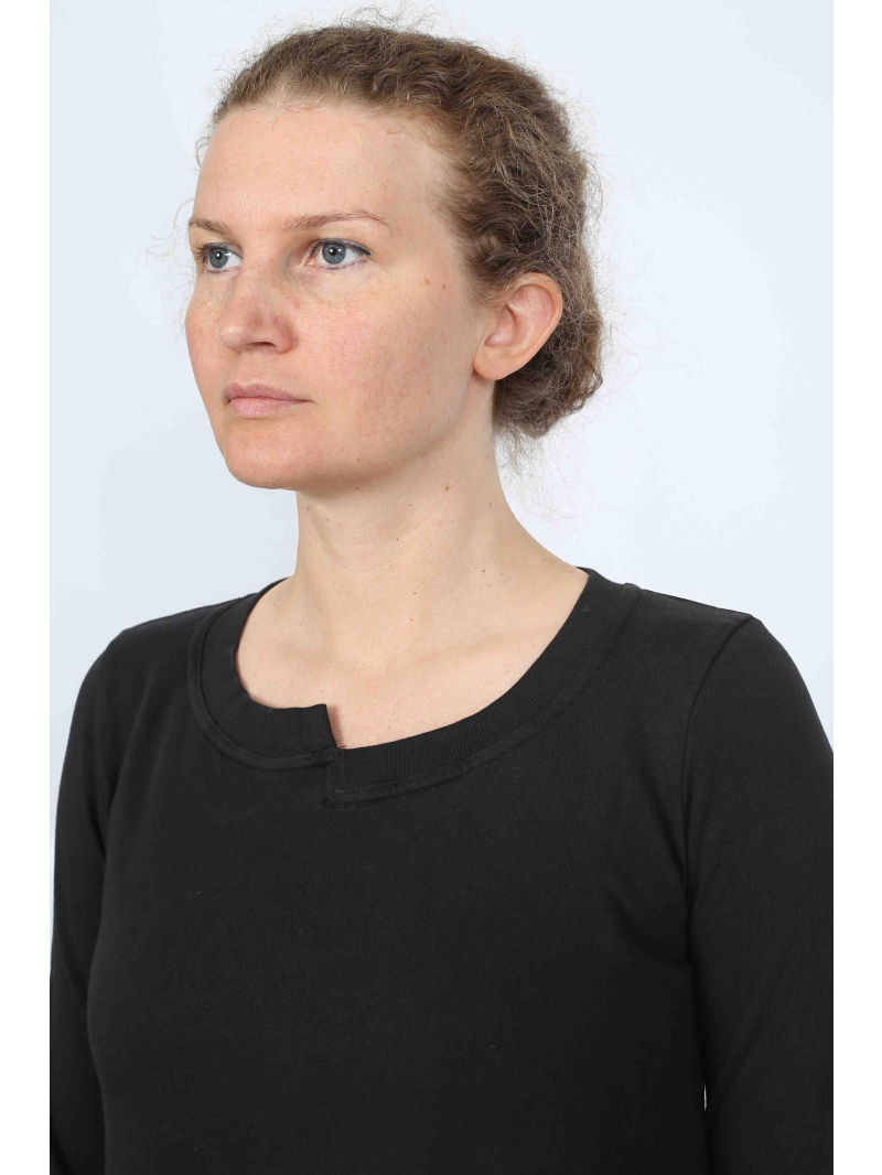 Rundholz Black Label - Black Label Ausgestelltes Baumwoll-T-Shirt mit Asymmetrie - 2253290526