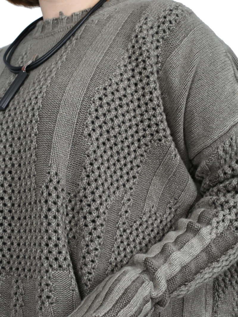 Serien°umerica - Oversize Pullover aus Merinowolle mit Strickdetails Salvia - ser5015