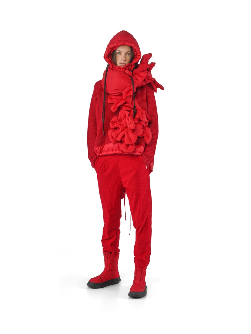 Rundholz Black Label - Hüftlanger Leinen Strick Pullover mit Wattiertem Nyloneinsatz - 2253710703